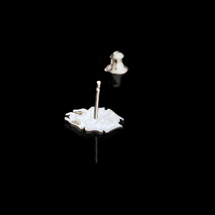 Beetle - Curio ear stud