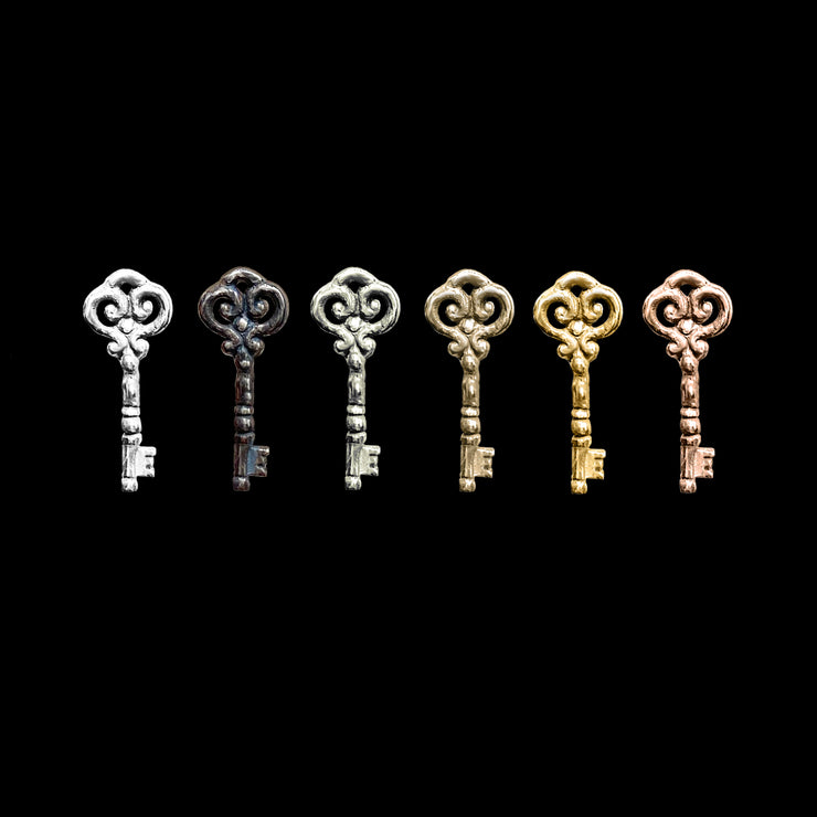 Key - Curio ear stud